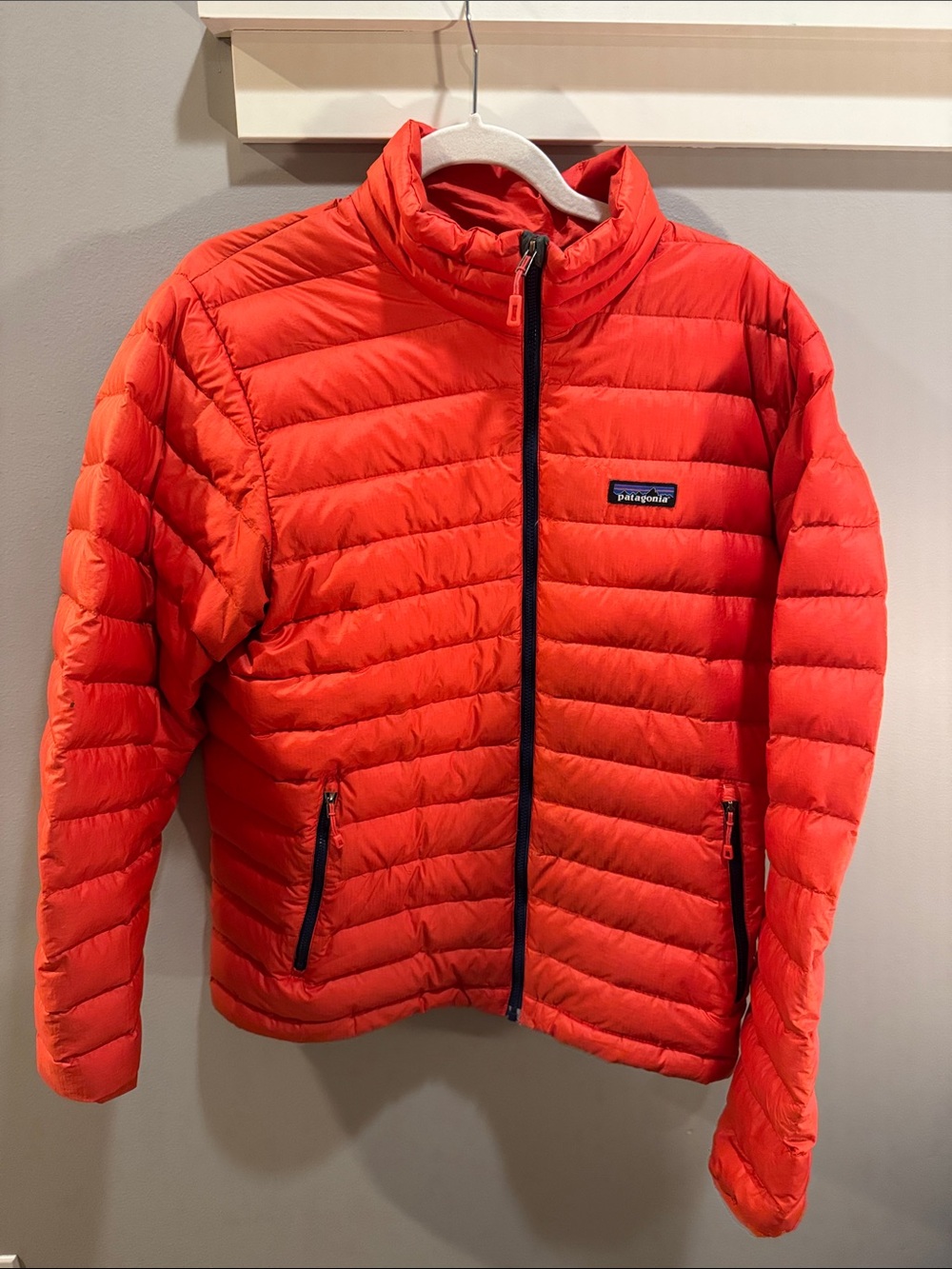 Patagonia Men's Orange Quilted Insulated Puffer Jacket Sweater
